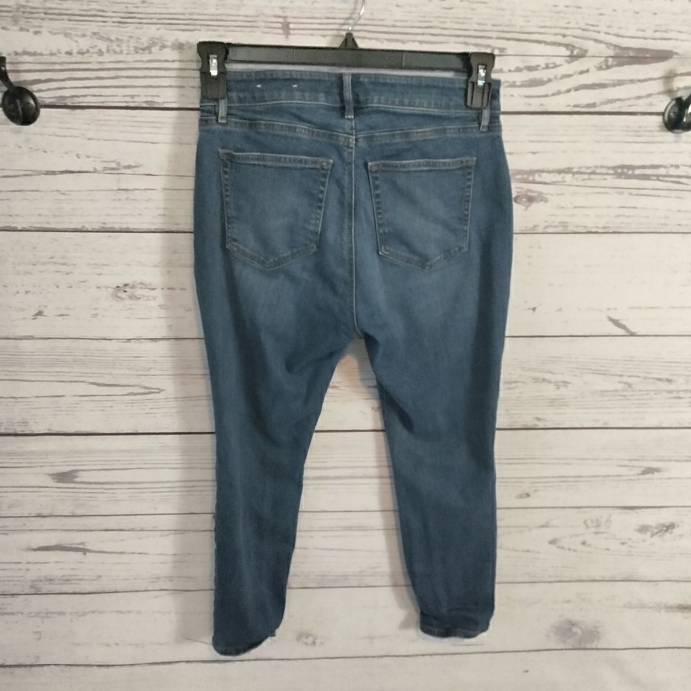 "Loft" woman's jeans 👖  - Picture 4 of 9